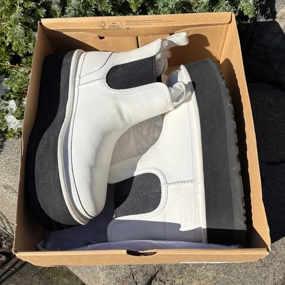 UGG NEUMEL PLATFORM WHITE CHELSEA BOOT - 9 - NIB ! 🥶❄️ - Picture 14 of 14